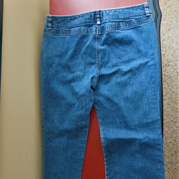 The Loft Jeans Discount Shipping! - Picture 2 of 4